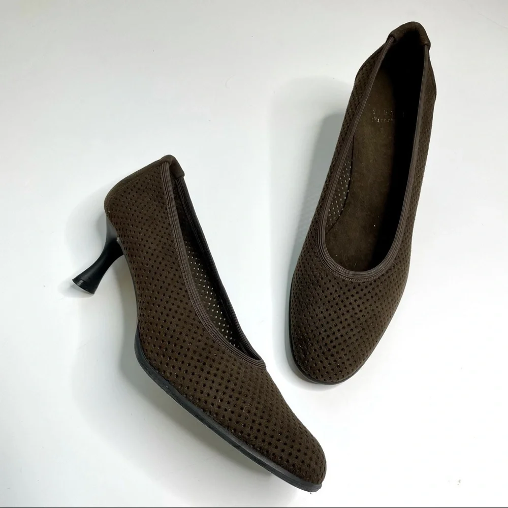 Stuart Weitzman Brown Perforated Heels size 9